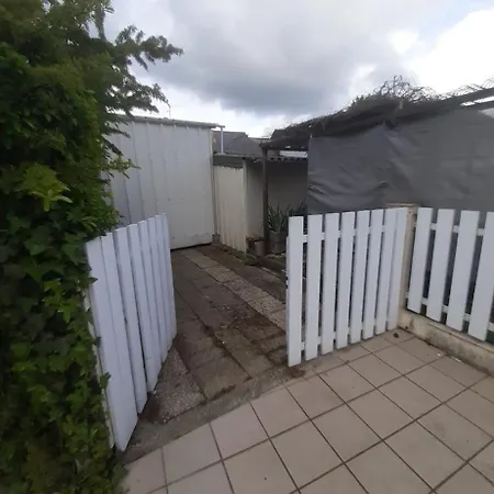 Maison 2 Pieces Avec Jardin Beaujoire *